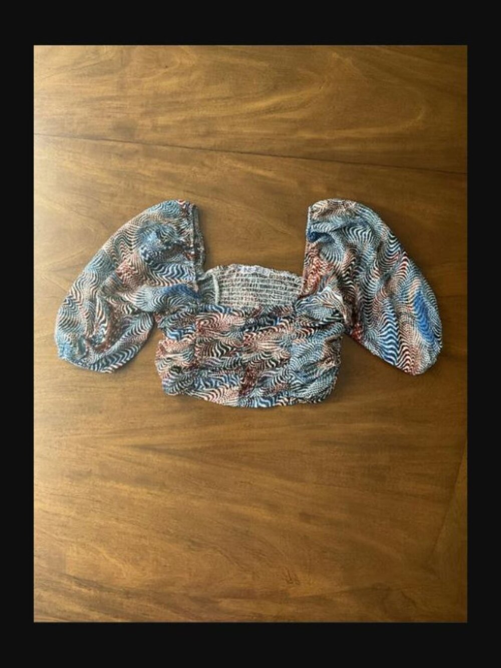 Inside Smocked Puff Sleeve Crop Top Size S